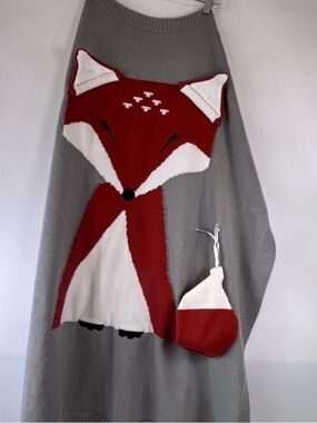 Cozy Gray Knit Poncho with Red & White Fox Motif